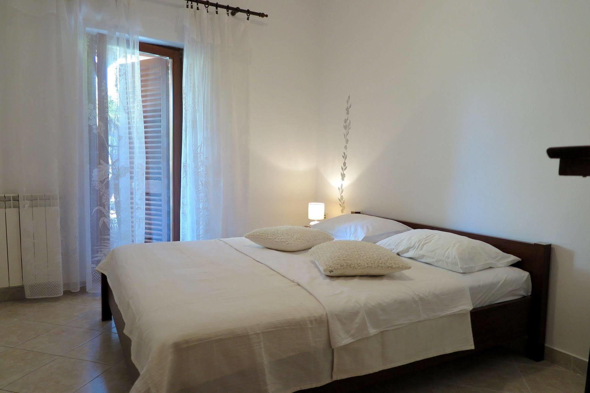 Apartments Vanda Ровинь Экстерьер фото